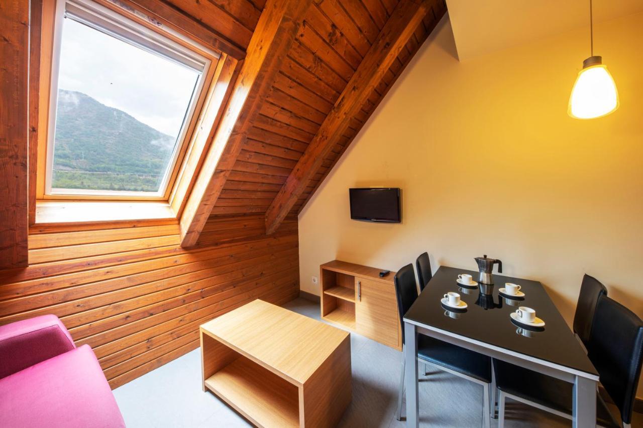 Apartaments Trainera Esterri d'Àneu Exterior photo